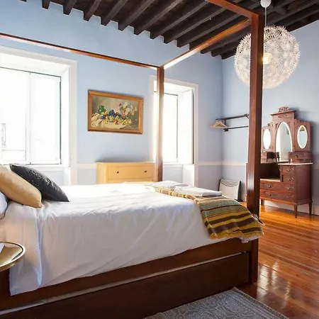 Appartamento Camoes By Hill Lisbona