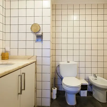 Camoes By Hill Lisbona